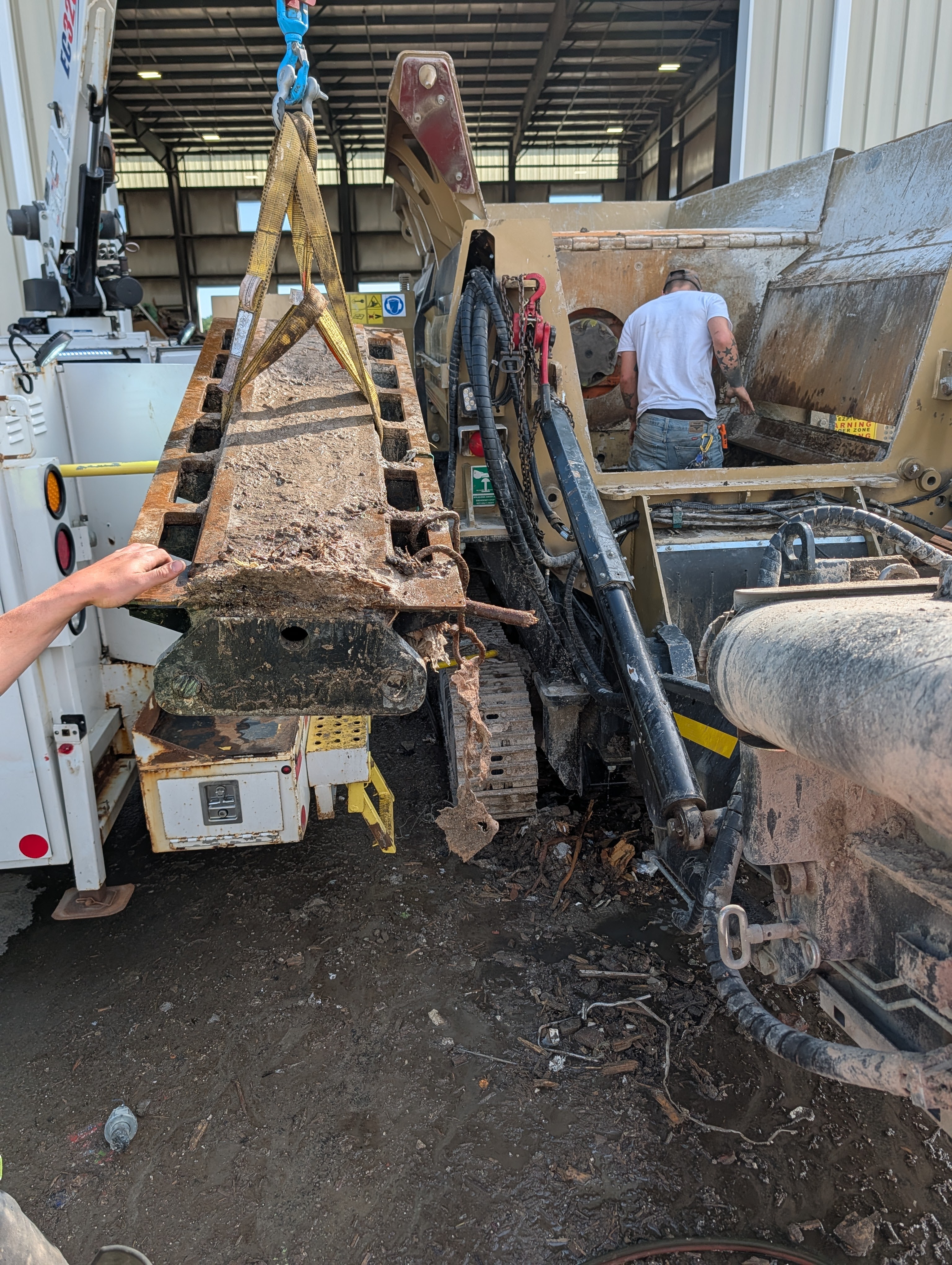 How Preventative Maintenance Improves Mobile Shredder Performance