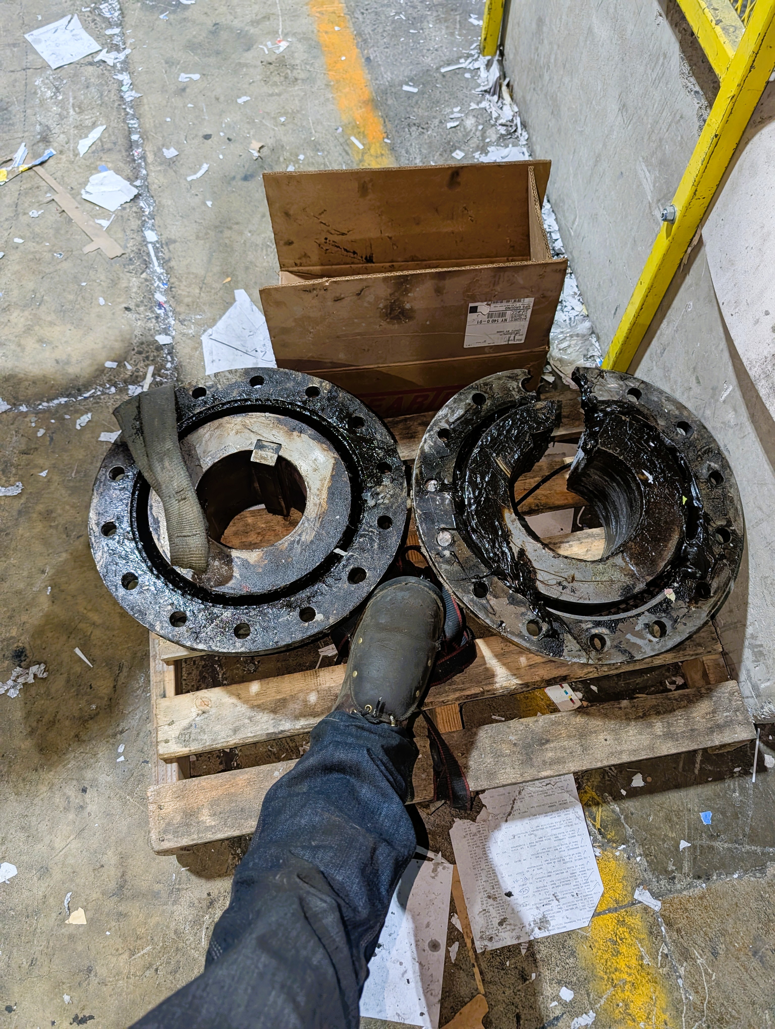 BRT Crew Completes Major Repair on High-Volume Dual-Shaft Shredder