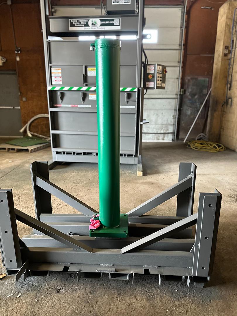 Reconditioning Spotlight: Harris Vertical Baler