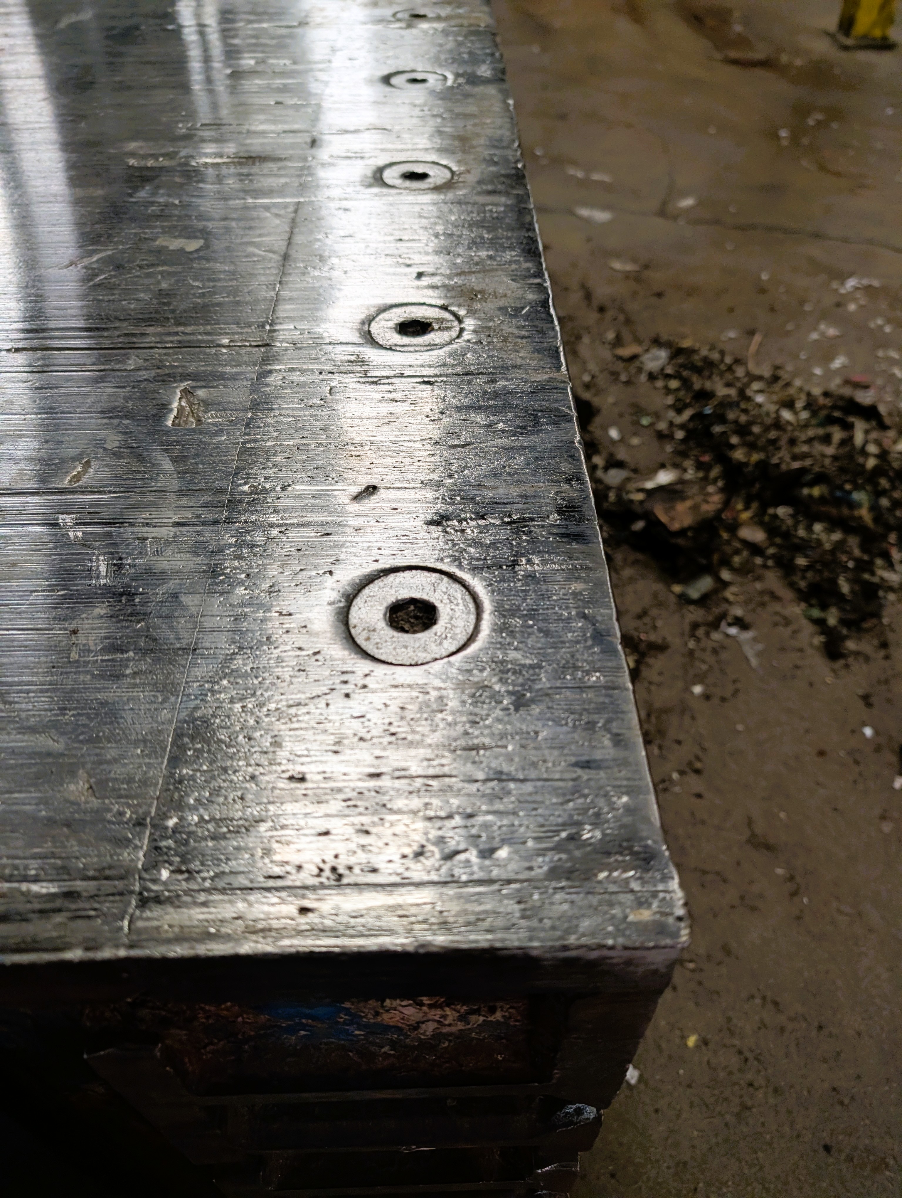 Ram Knife Maintenance on Horizontal Balers: Why It Matters More Than Most Facilities Realize