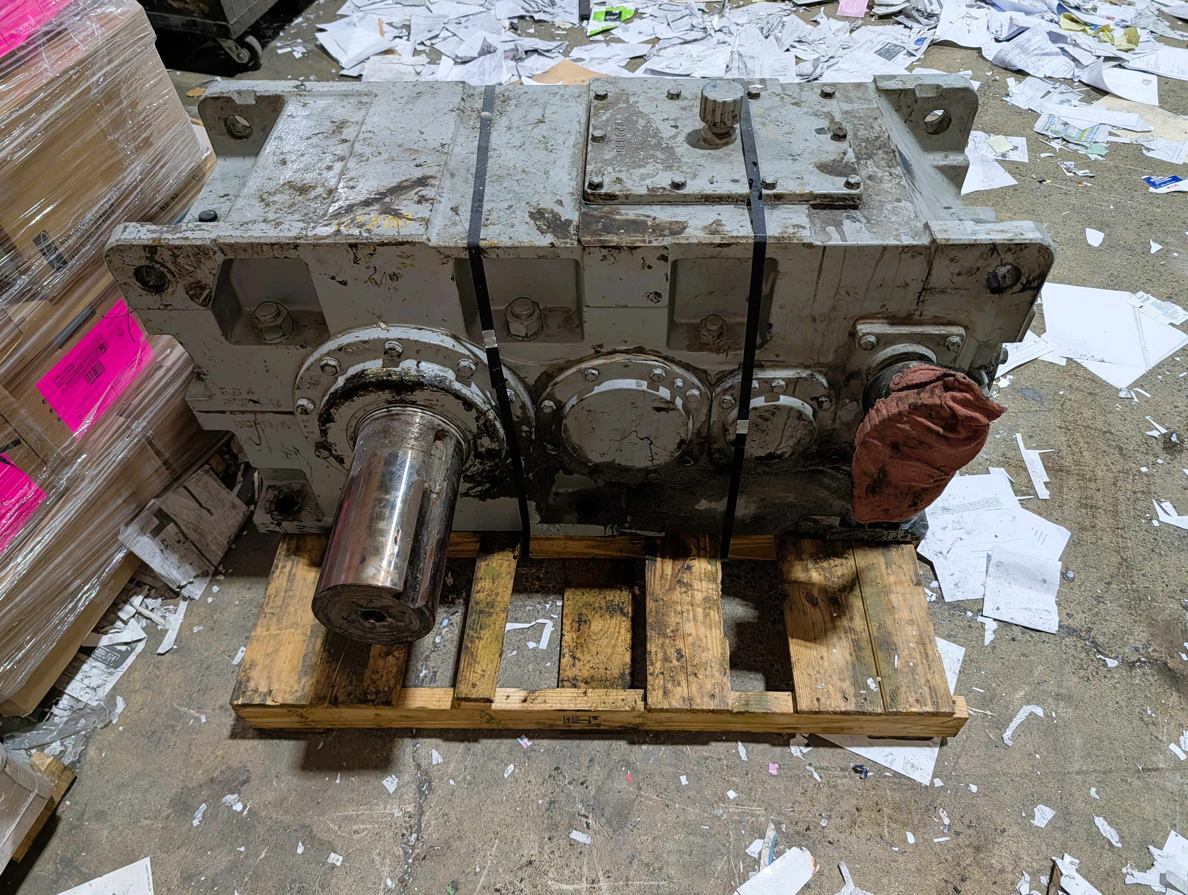 BRT Crew Completes Major Repair on High-Volume Dual-Shaft Shredder