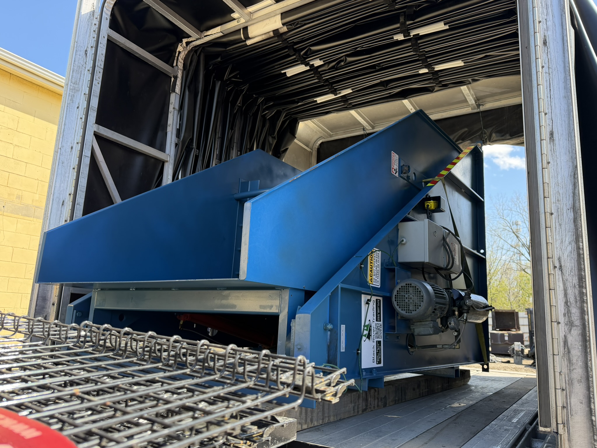 BRT Ships Reconditioned Full-Eject Closed-Door Baler and Box Dumper to Virginia Customer