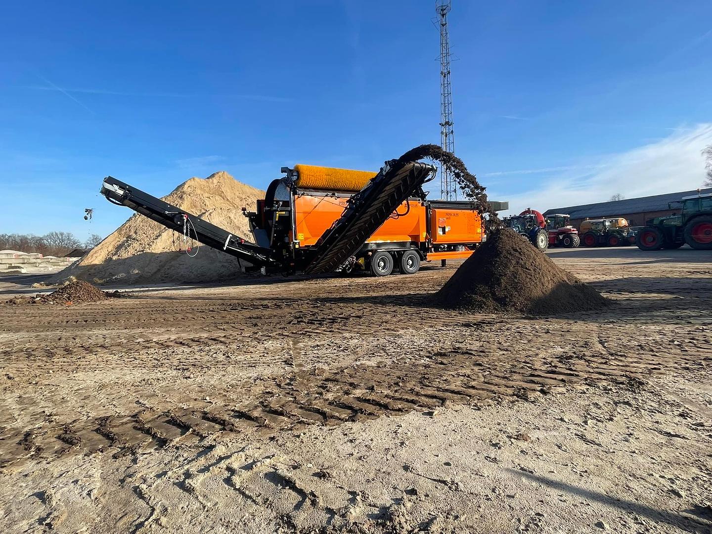 Pronar Trommel Screens for Recycling and Material Processing
