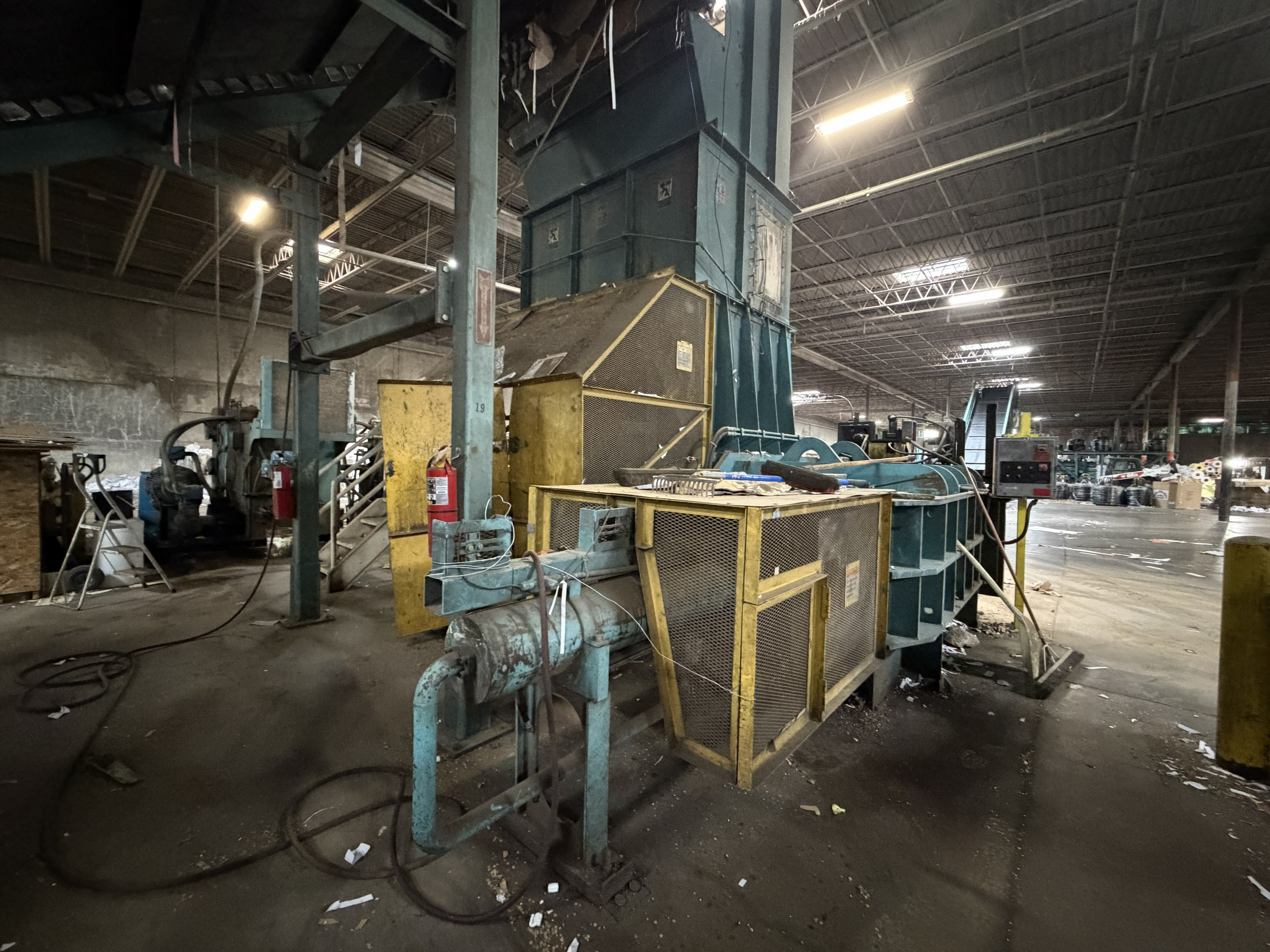Just Arrived: IPS 1388-100S Two-Ram Industrial Baler With Lid — Available Now!