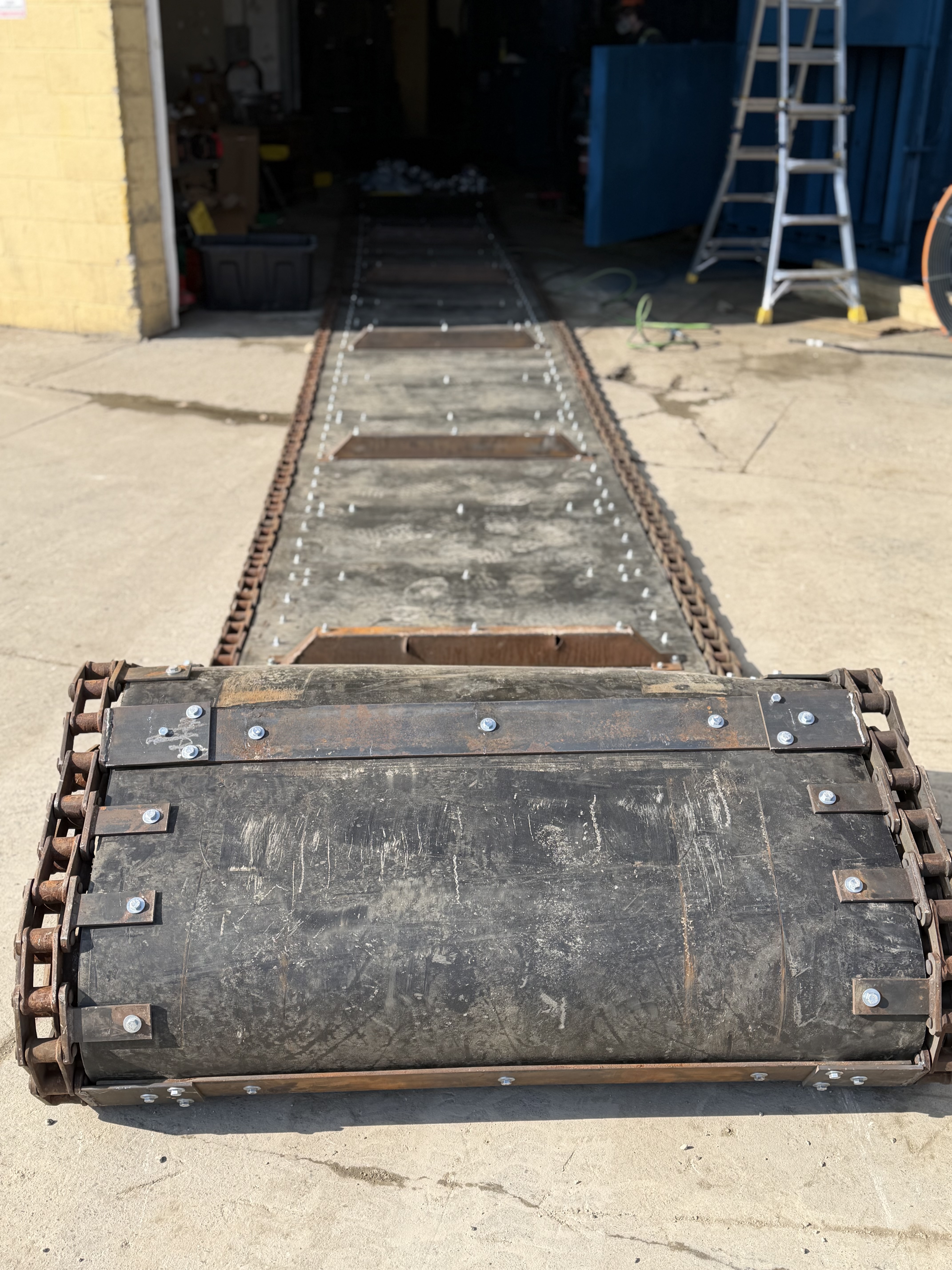 Rebuilding a Karl Schmidt Drag Chain Conveyor Belt