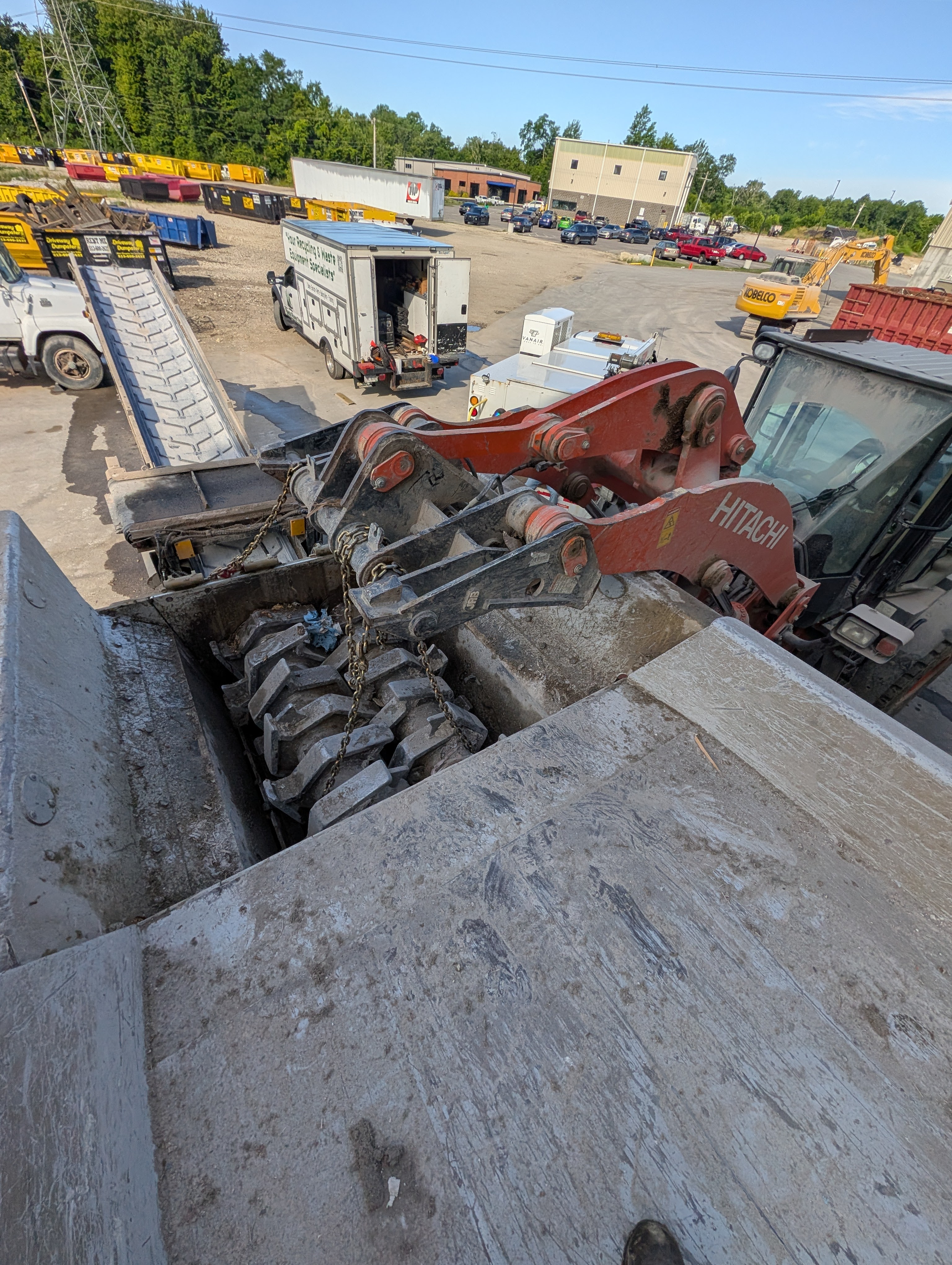 How Preventative Maintenance Improves Mobile Shredder Performance