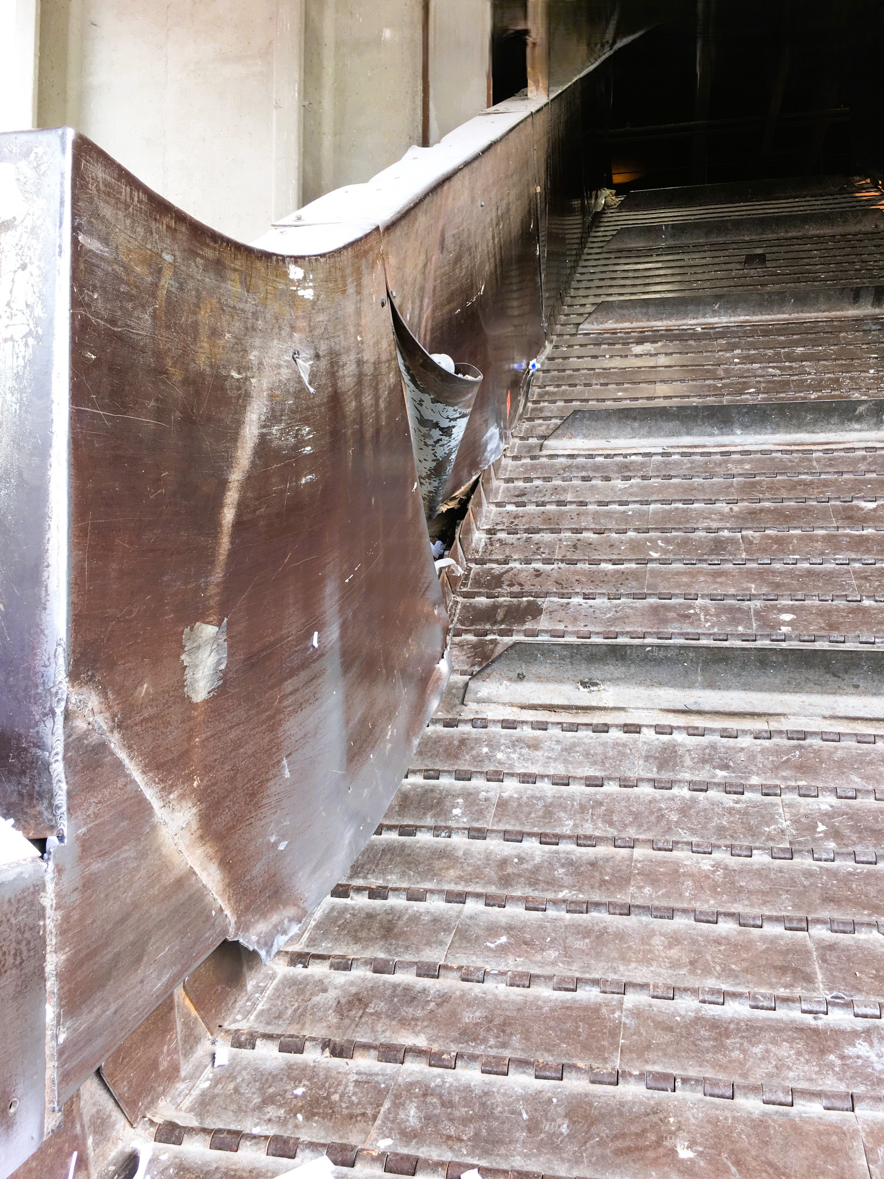 When Should You Replace a Conveyor Instead of Repair It?