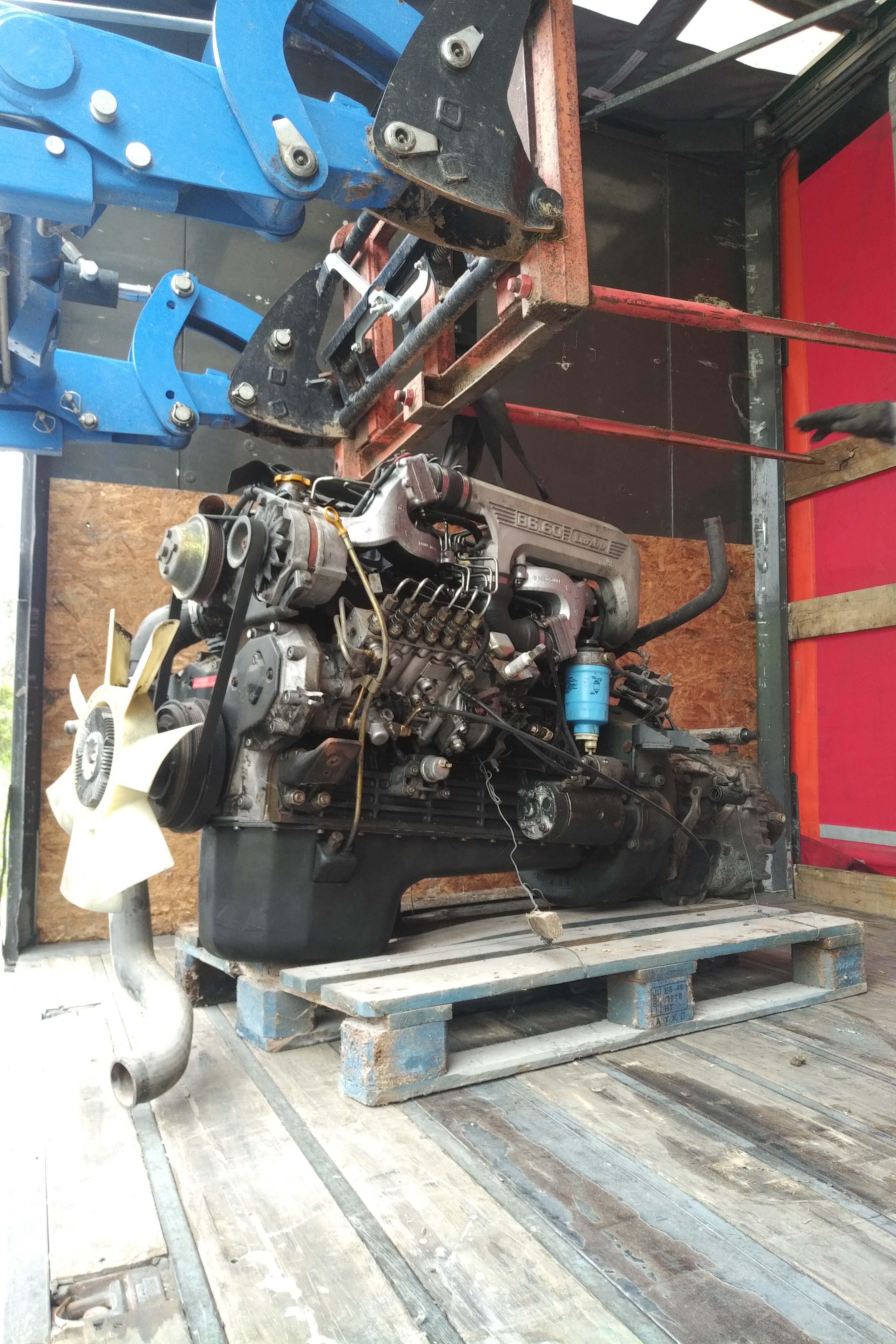 Transport & Shipping of Nissan B6.60 Turbo engine & ZF manual gearbox to Madagascar.