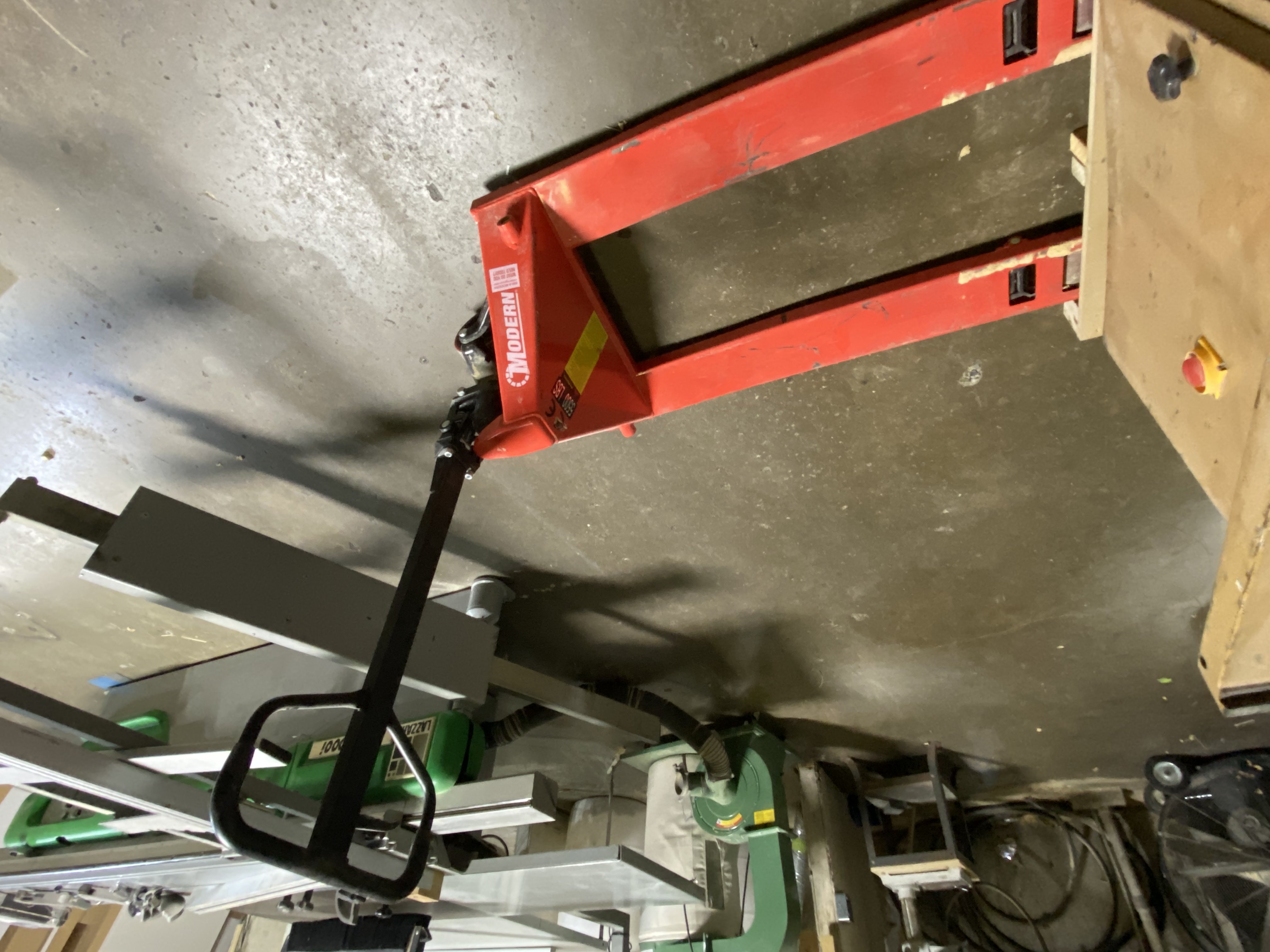 PAST AUCTION- SPRING WOODWORKING EQUIPMENT AUCTION!