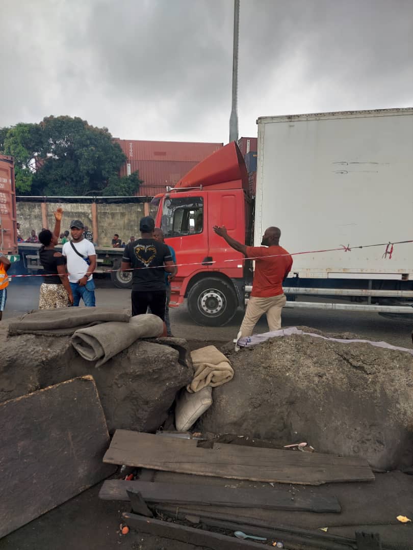 Lagos - Nigeria. Shipped by Britannia Export Consultants Ltd.