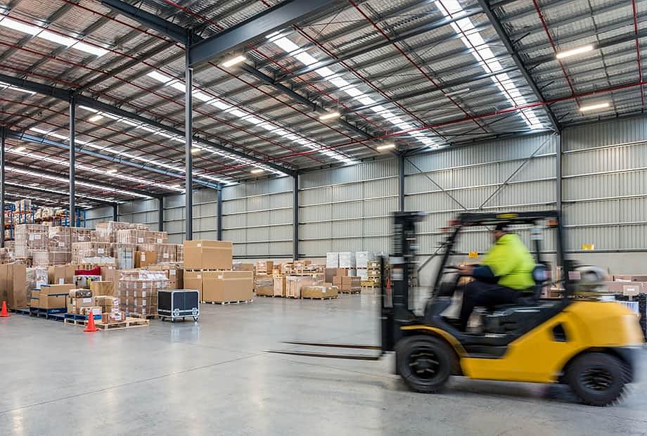 What Are the Benefits of Using Material Handling Equipment?