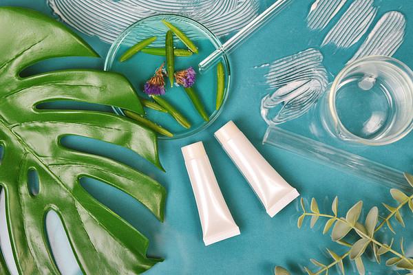 Exploring Biotechnology, Trends, Challenges, and LabLink Solutions