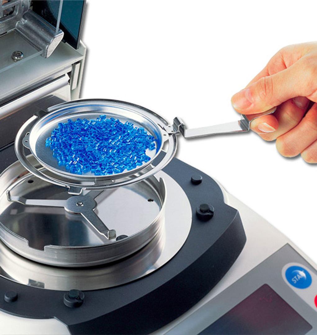 Laboratory Moisture Testing: Analyzers, Balances & Drying Methods