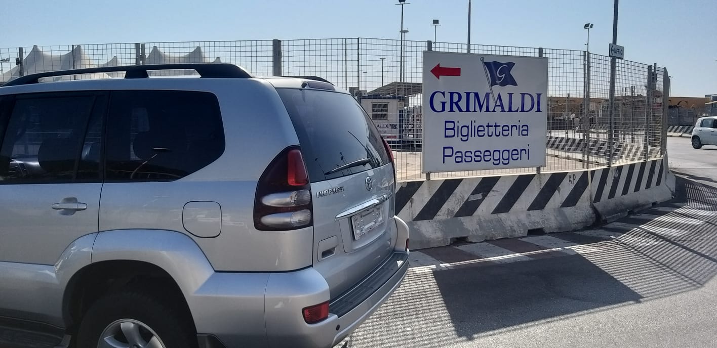 Shipping of 2005 Toyota Landcruiser Prado from Salerno - Italy to Pointe Noire - Congo.