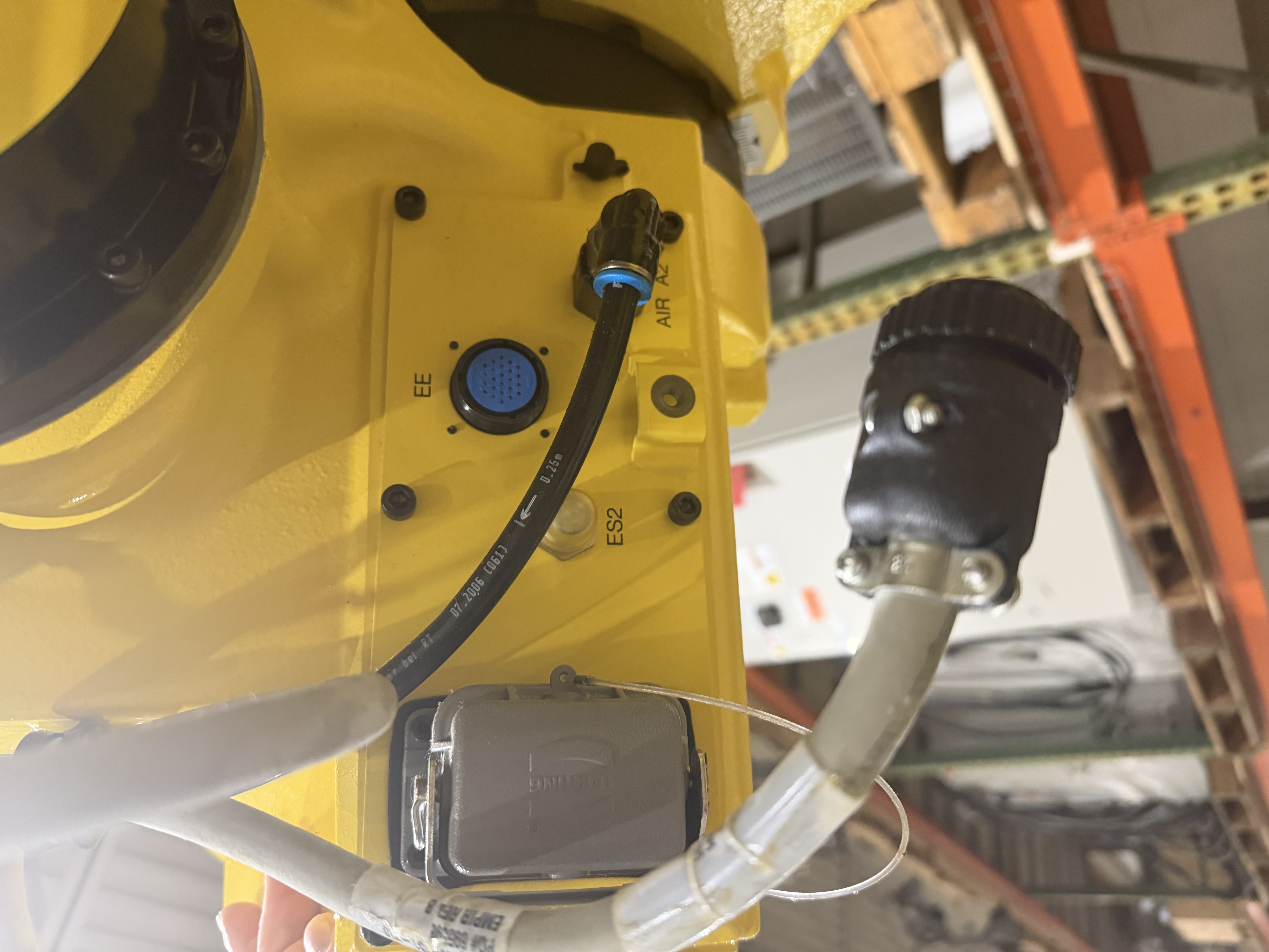 What Is An ES Connection On A Fanuc Robot? 