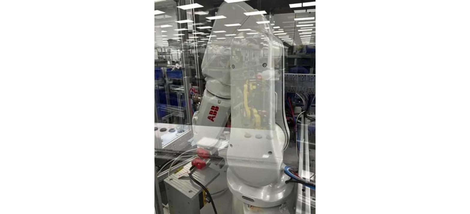 Packaging Robots: Case Packing, Labeling and Palletizing