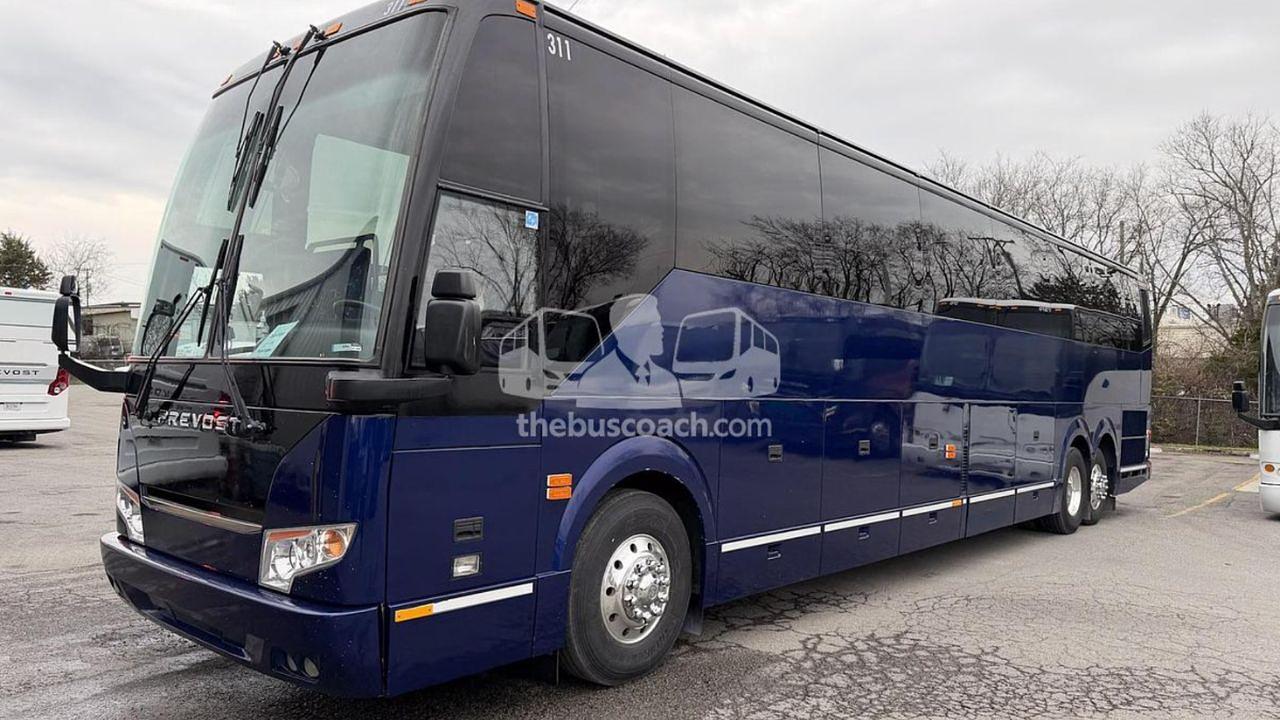 Flexible Bus Leasing: 5 Plans, No Big Upfront Costs