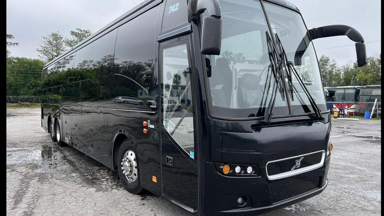 How Many People Fit on a Coach Bus? 6 Smart Facts You Should Know