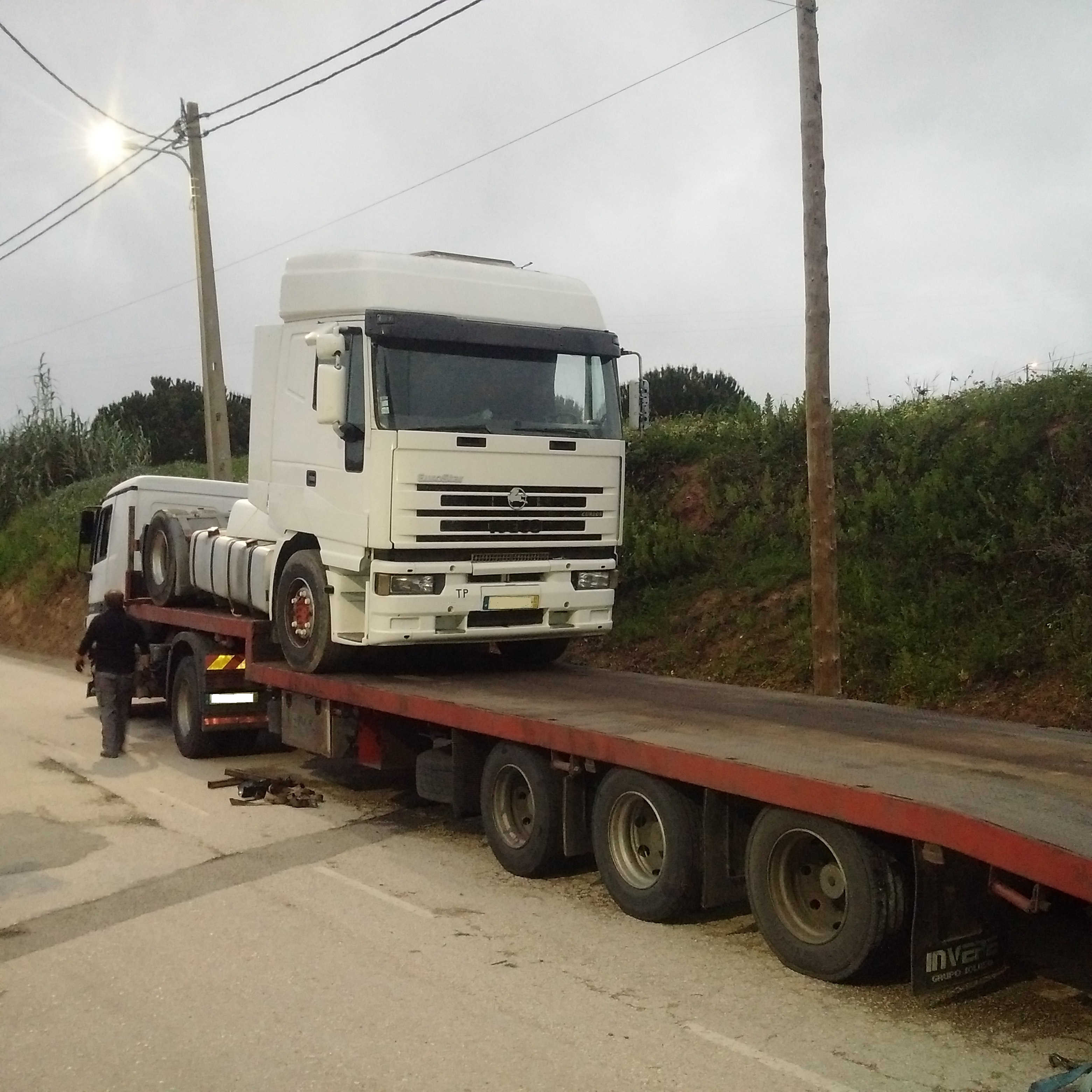 Iveco Eurostar 440E43 tractor unit. Delivery to port & Shipping to Lagos - Nigeria