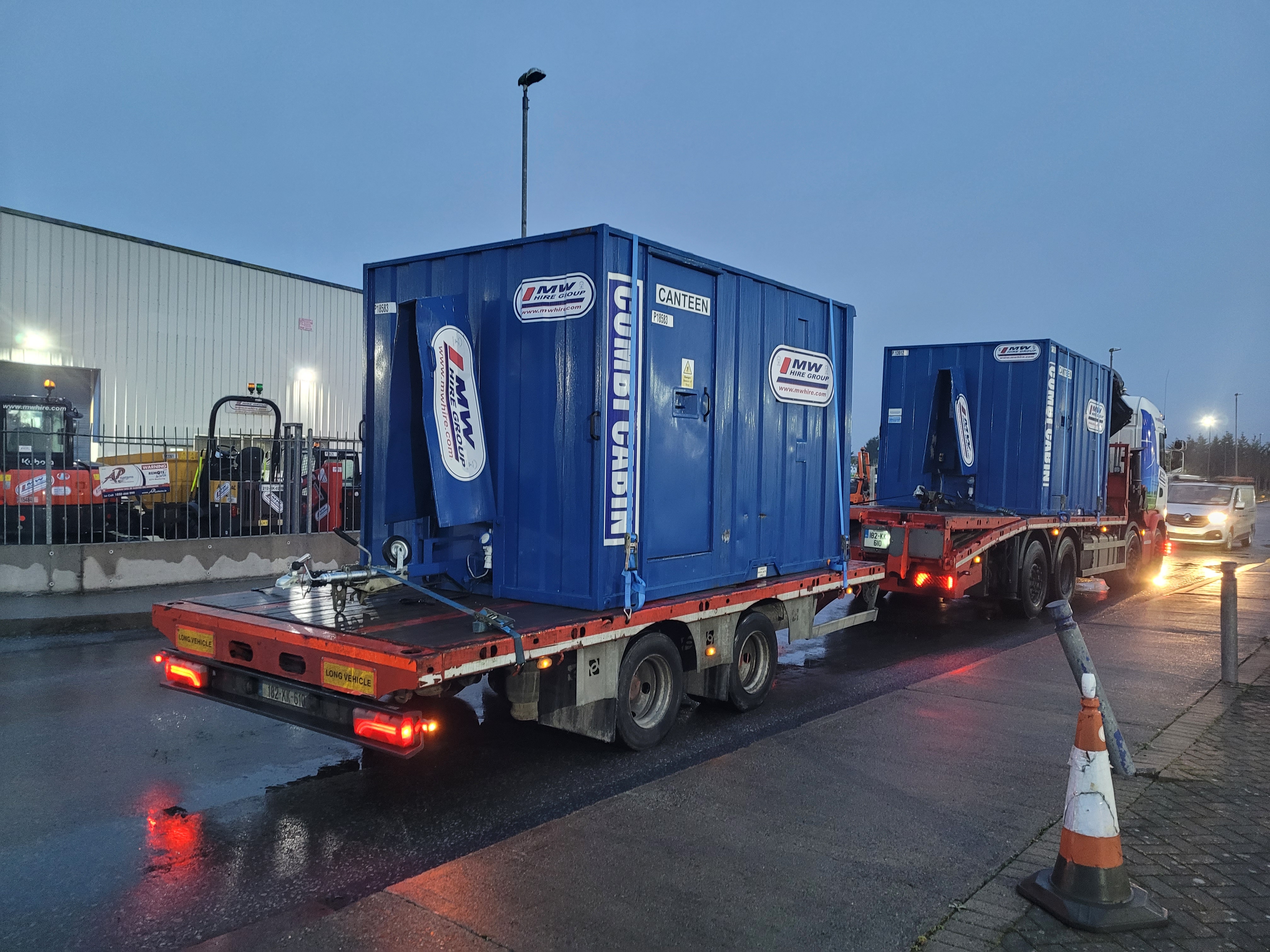 2x Combi Cabin Towable Welfare Units complete with Canteen, Drying room and W/C SOLD.... Being delivered to the customer 