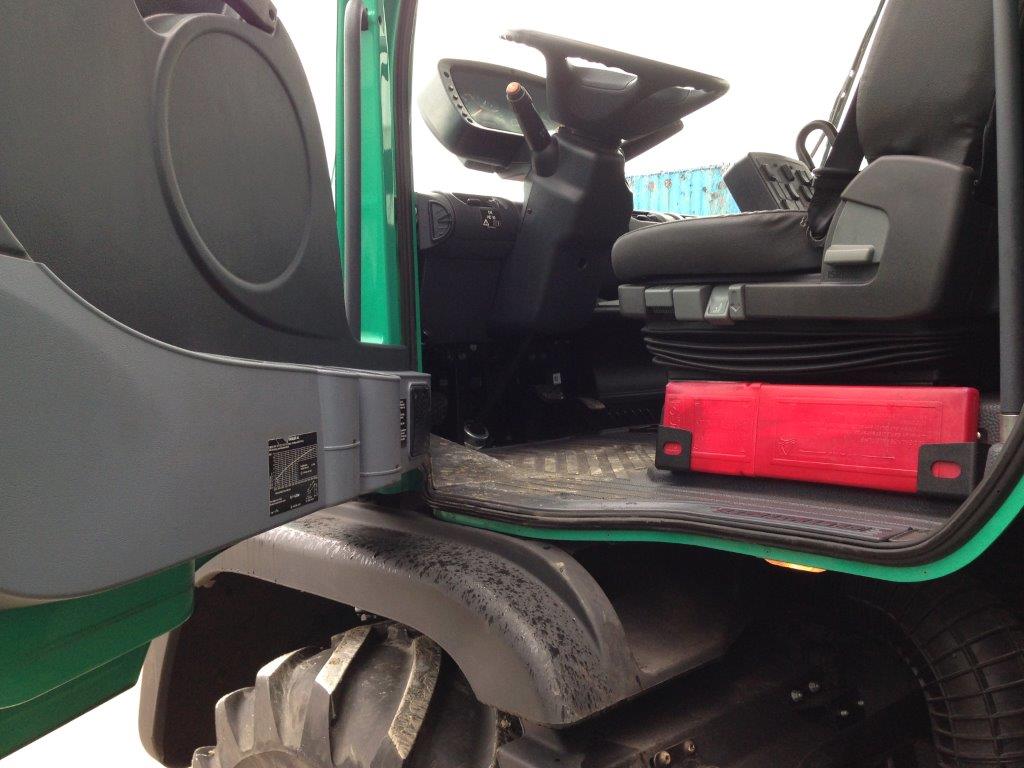 UNIMOGS 30 YEARS APART 200HP GAIN