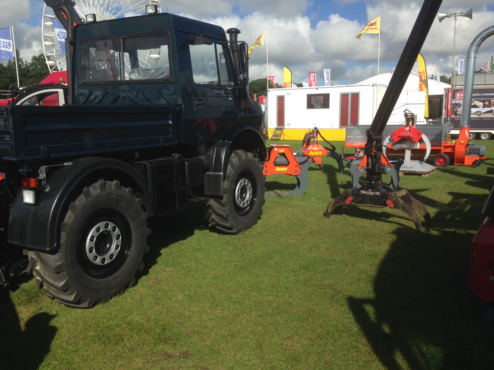 ARB SPECIAL 16” 400MM ROUND CAPACITY ACP WHOLE TREE CHIPPER