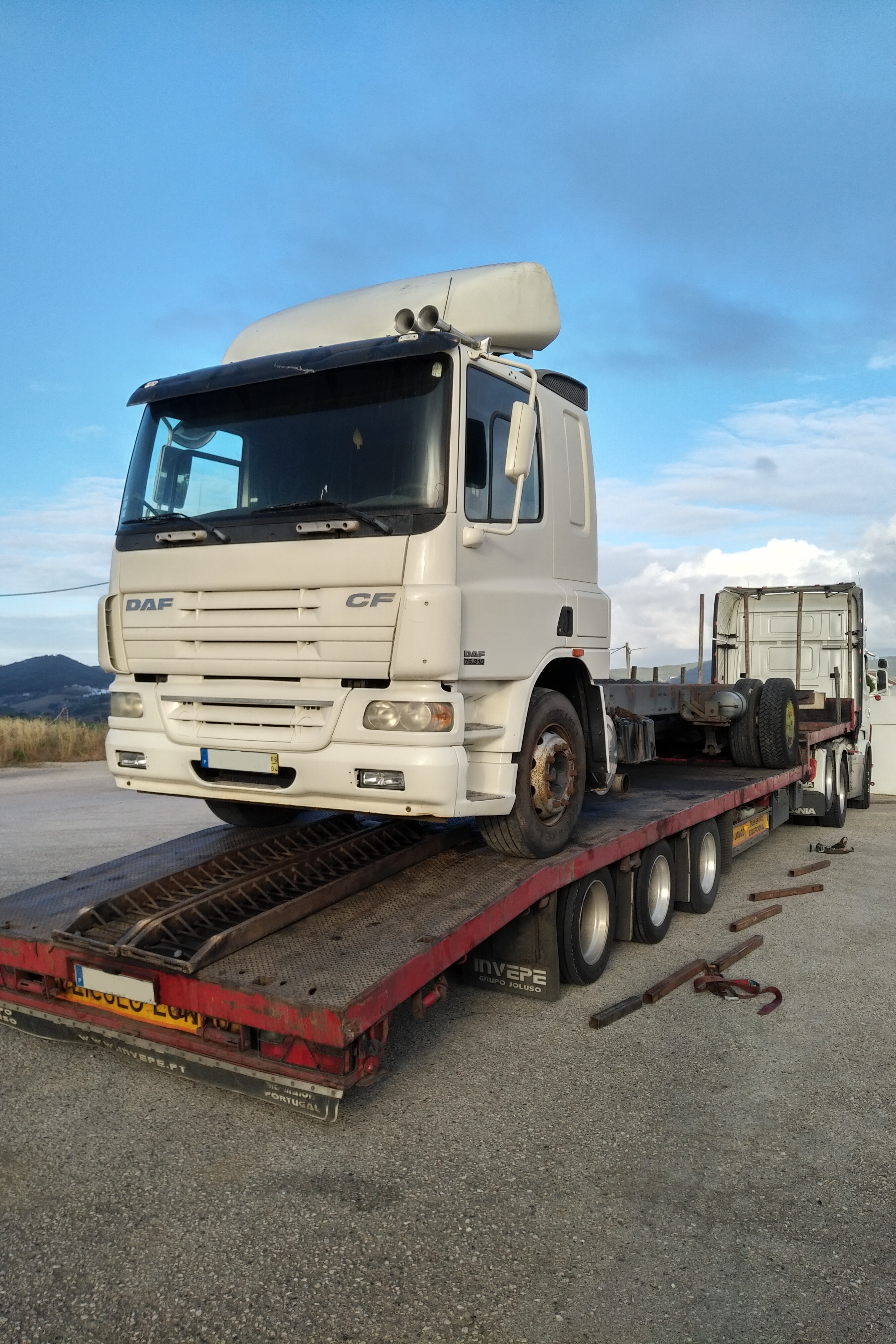 Just in for sale: Left hand drive DAF CF 75.310 ZF 16 manual Euro 3 chassis cab truck.
