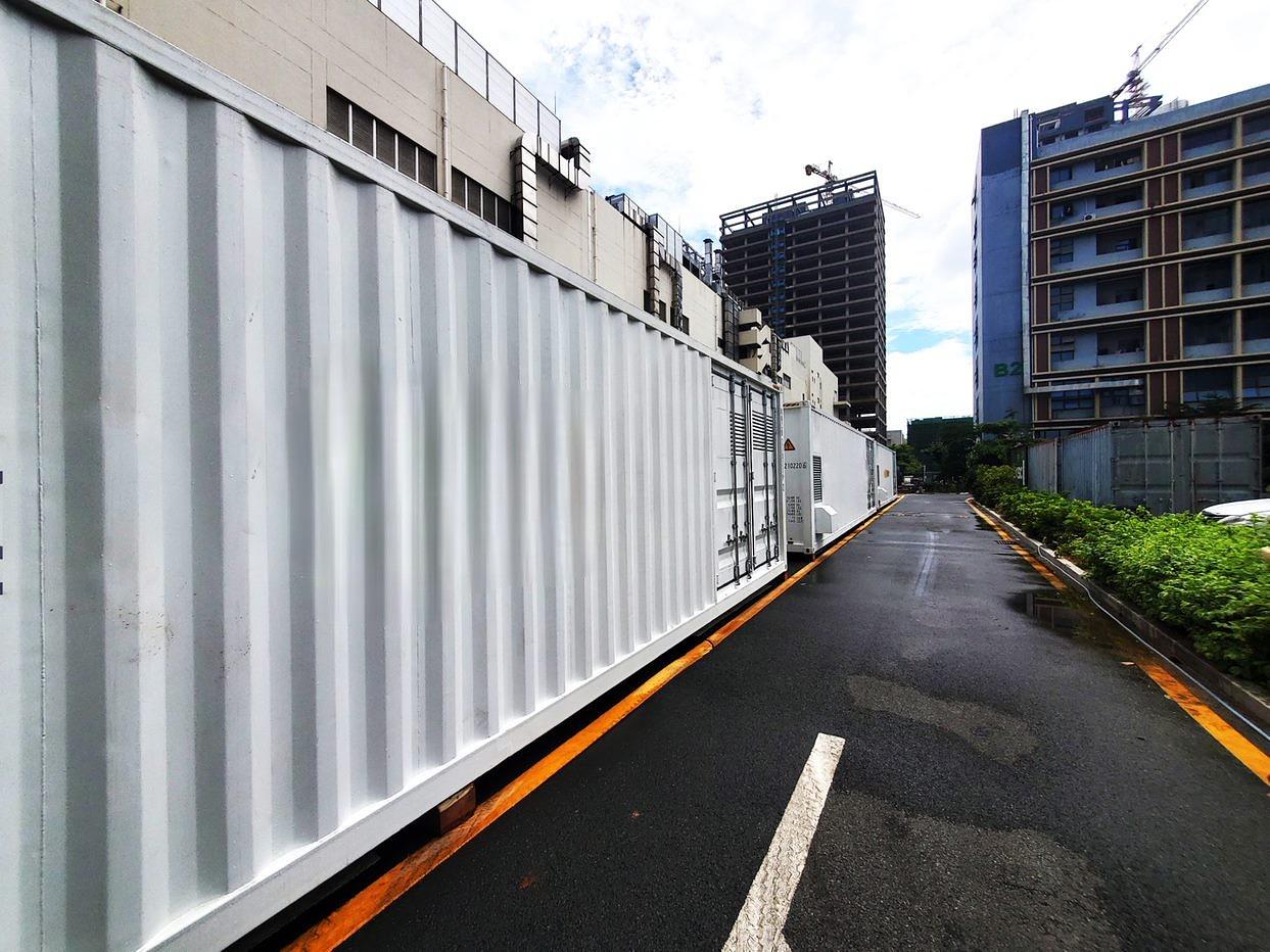 Battery energy storage packages