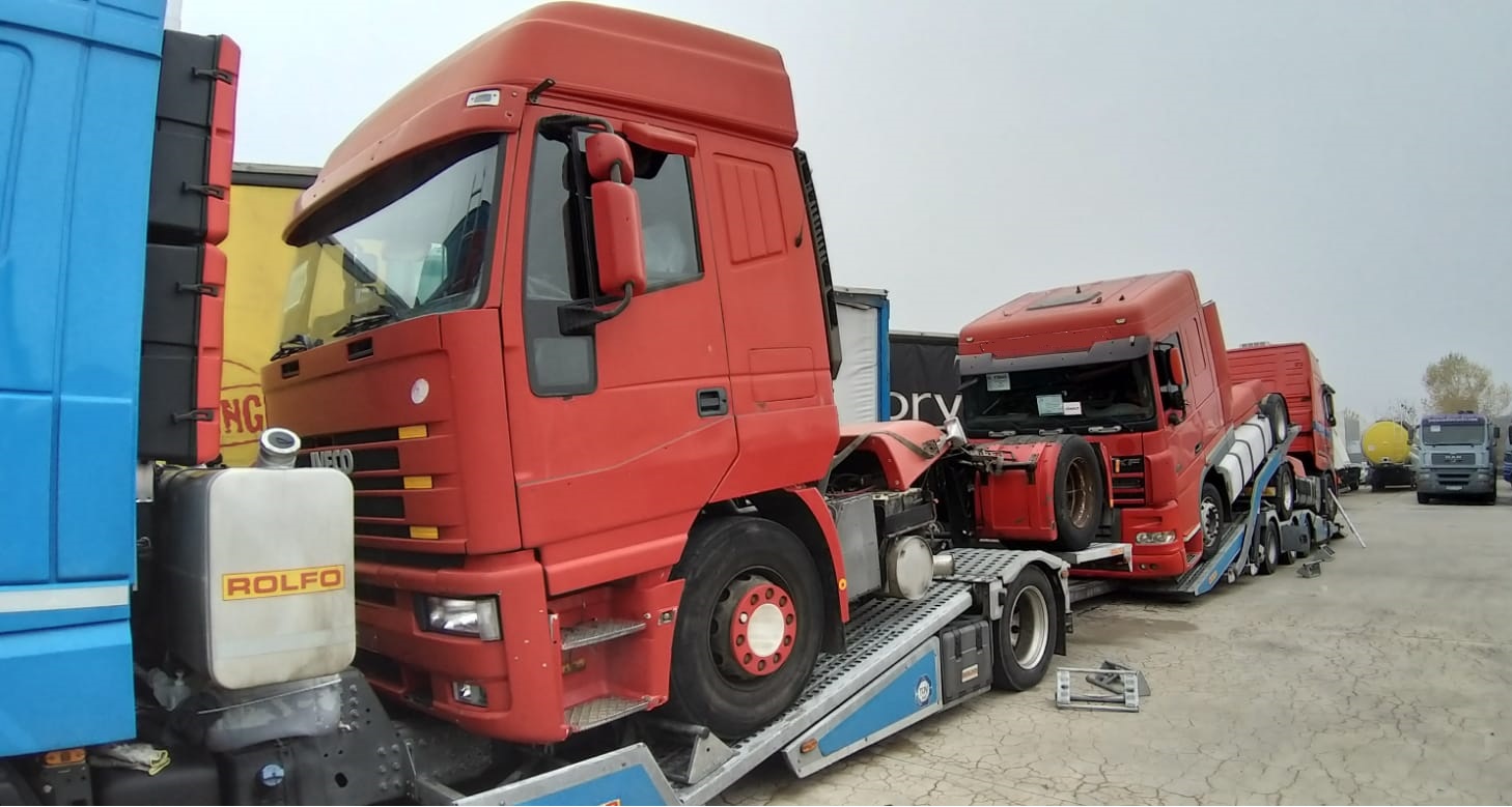 Loading & Transport. Destination: Lagos - Nigeria.