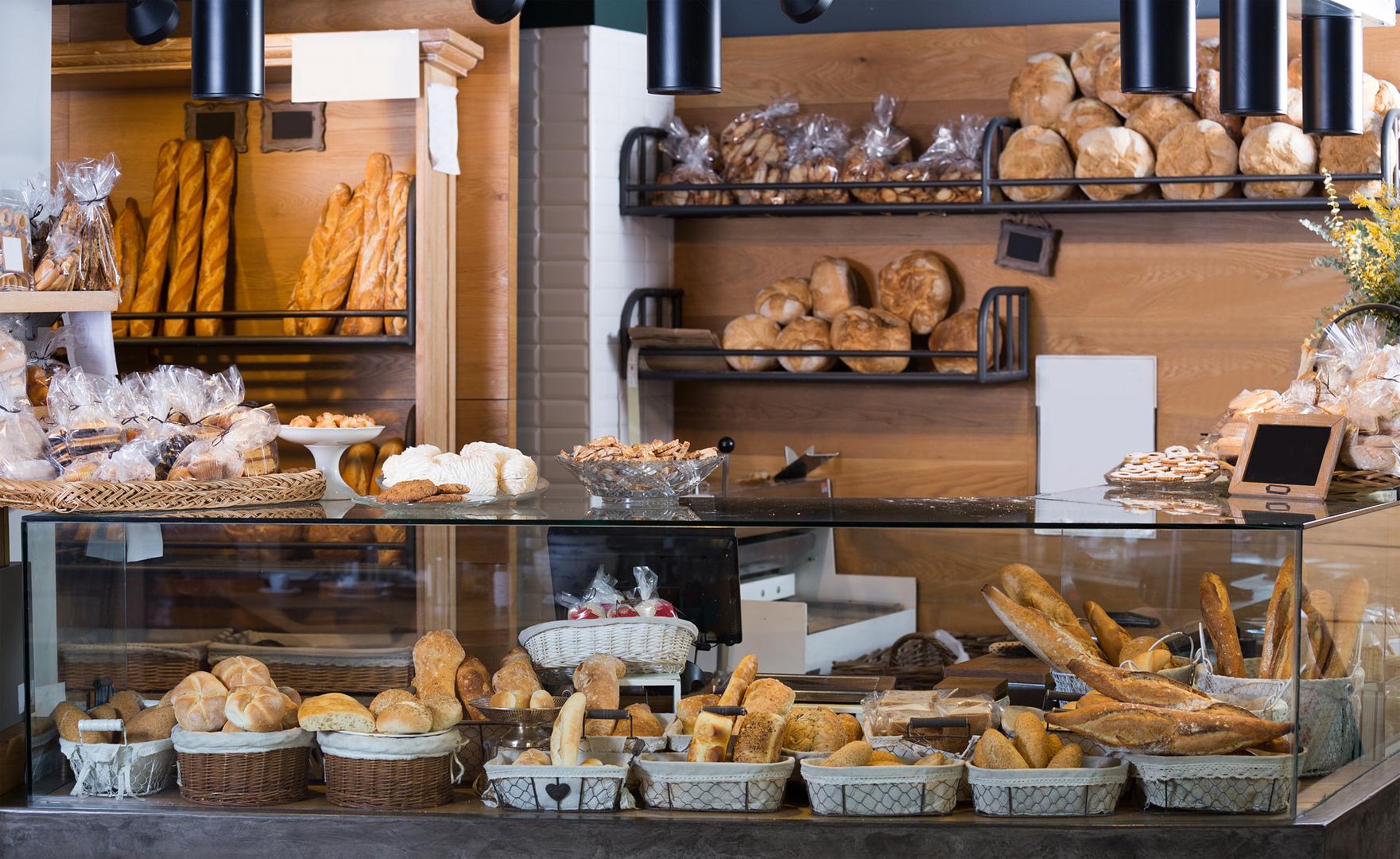 Artisan and mid-volume roll bakery