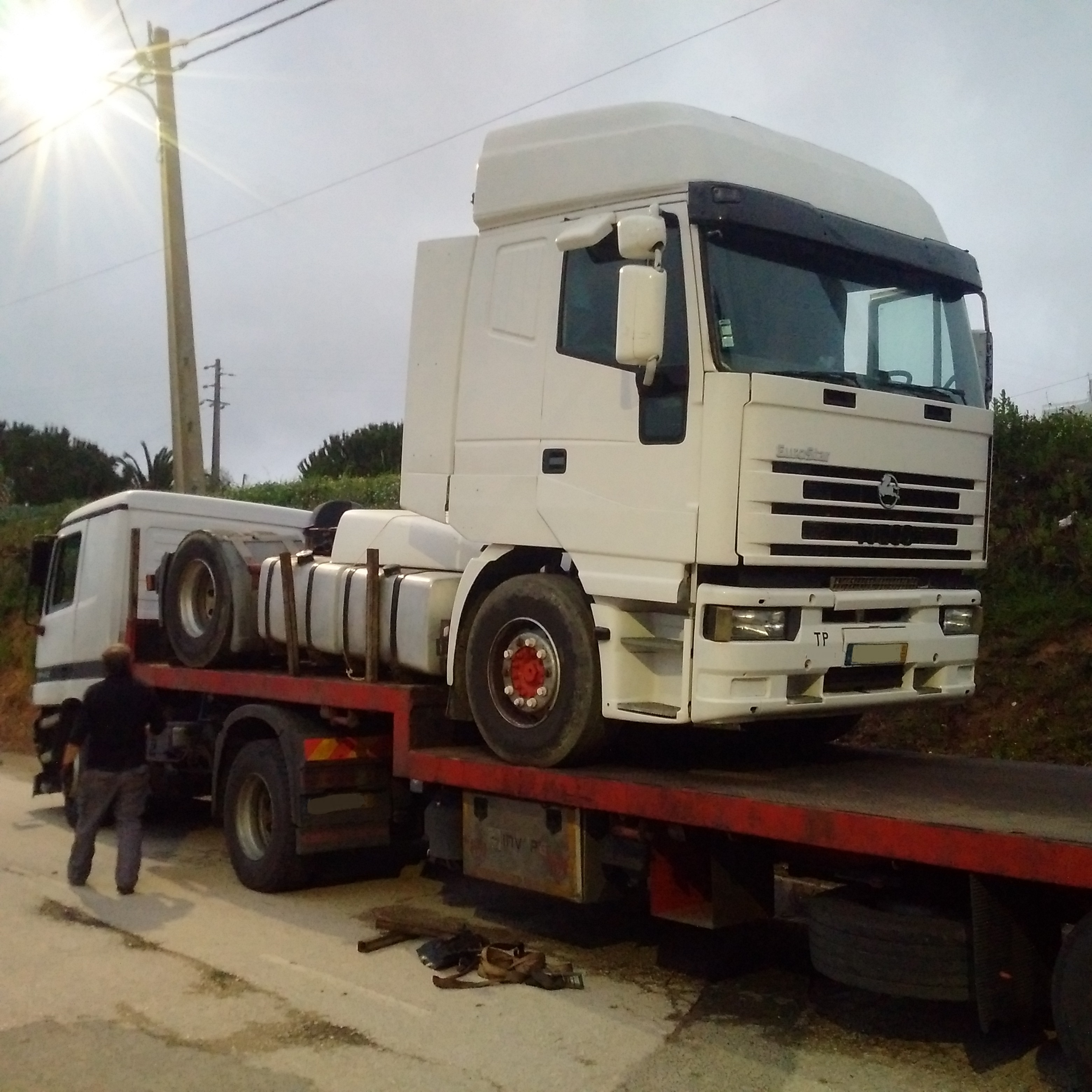Iveco Eurostar 440E43 tractor unit. Delivery to port & Shipping to Lagos - Nigeria